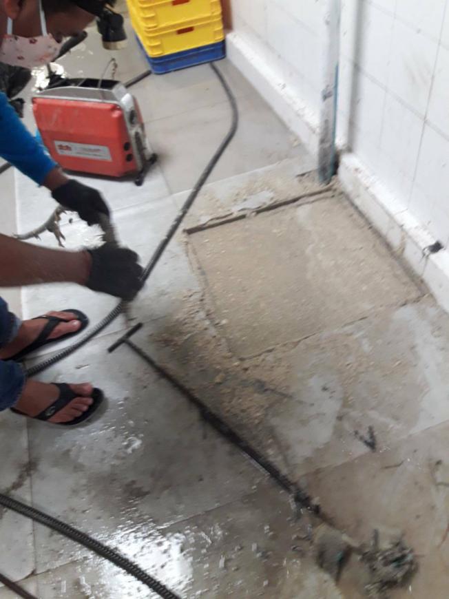 บริการแก้ไขท่อเมนต์น้ำทิ้ง ไขมันอุดตัน ที่ นิคมอมตะซิตี้ระยอง  จ.ระยอง